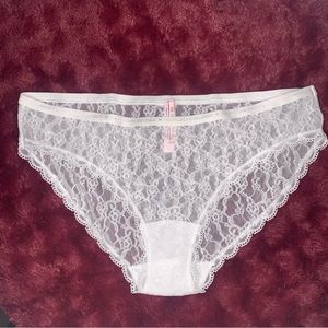 Victoria’s Secret bikini panties, NWOT, white lace, XL (never worn!)
